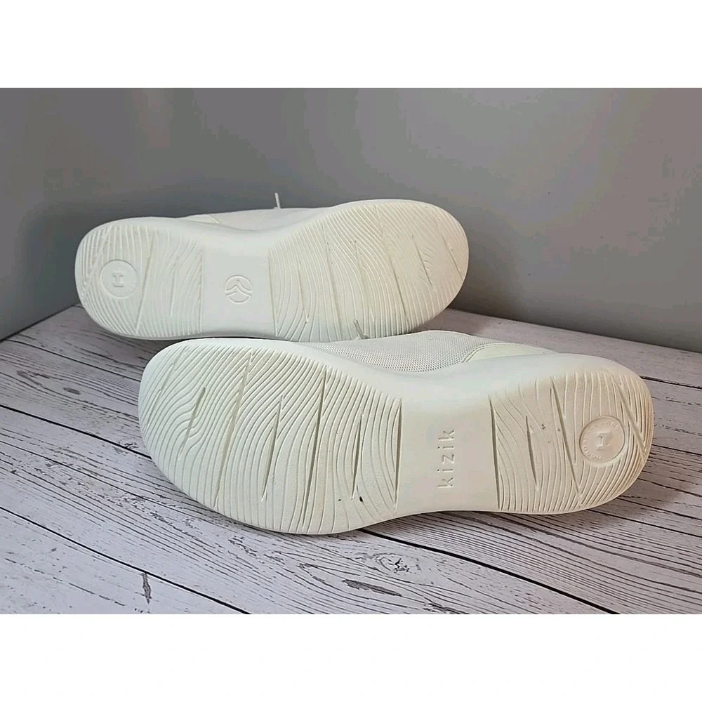 Kizik Madrid Eco Knit Mens 10.5 White‎ Cream Shoes Athletic Running Walking